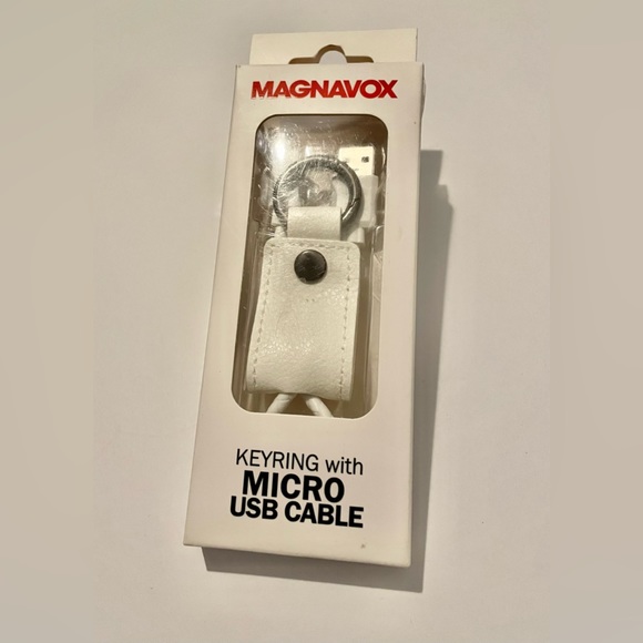 ❌Must Bundle❌🔌Charger/USB Keychain -White NWT - Picture 2 of 7